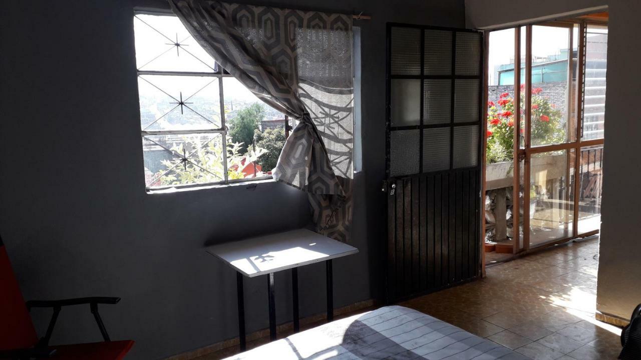 El Laberinto Hospedaje En Casa Morelia Exterior photo